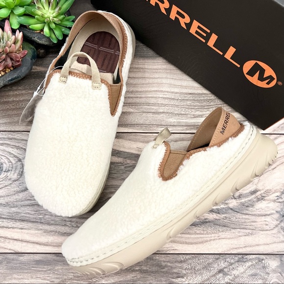 NIB Merrell Hut Moc Cozy Slip On Shoes Smore - Picture 1 of 12
